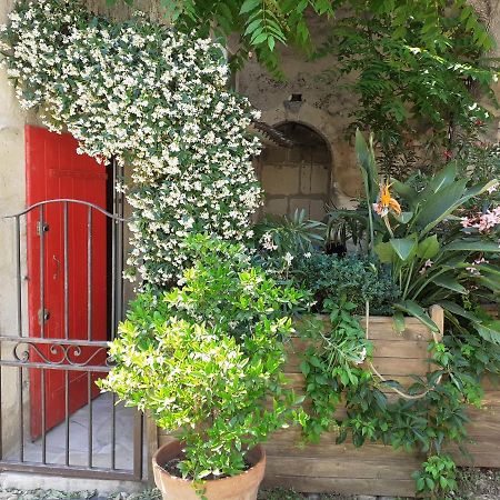 Chez Nathalie Apartment Maussane-les-Alpilles Exterior photo